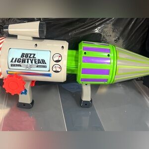 Disney Pixar Toy Story Buzz Lightyear Exclusive Water Blaster